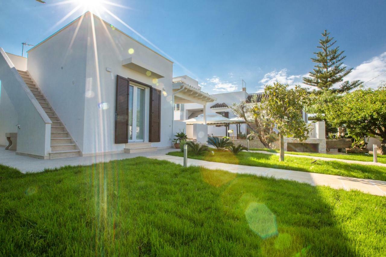 Villa Milu Торре-Сан-Джованні-Удженто Екстер'єр фото